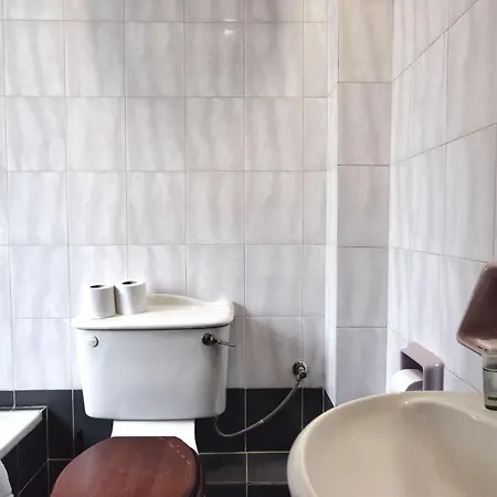 2 Bedroom & Spacious With Sea Views * Msida