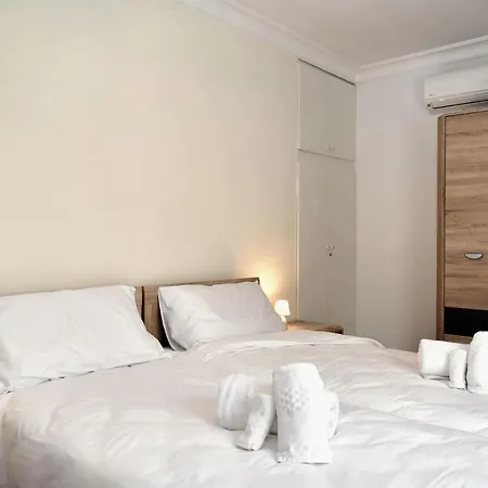 Apartment 2 Bedroom, And Spacious With Sea View - 2 *