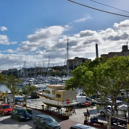 2 Bedroom & Spacious With Sea Views