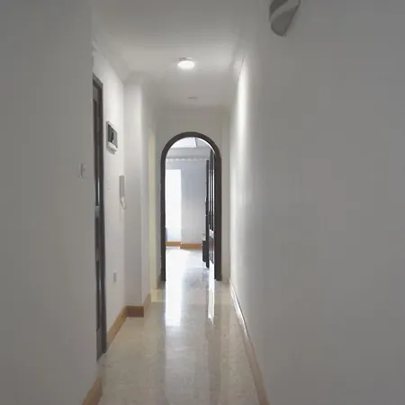 2 Bedroom & Spacious With Sea Views