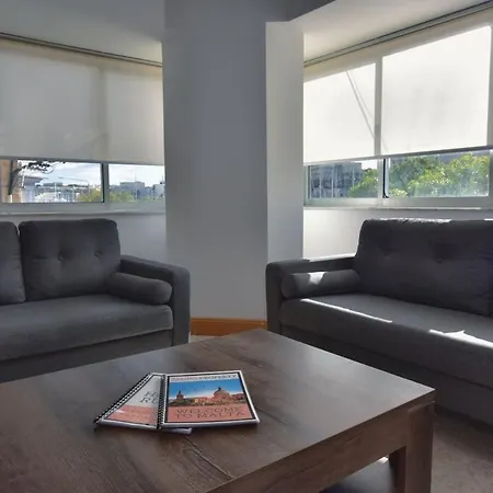 2 Bedroom & Spacious With Sea Views * Мсида