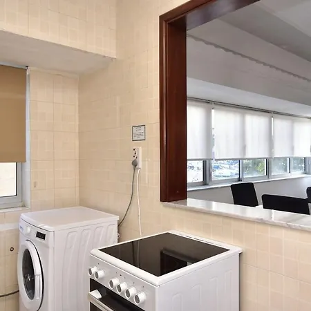 Apartman 2 Bedroom & Spacious With Sea Views *