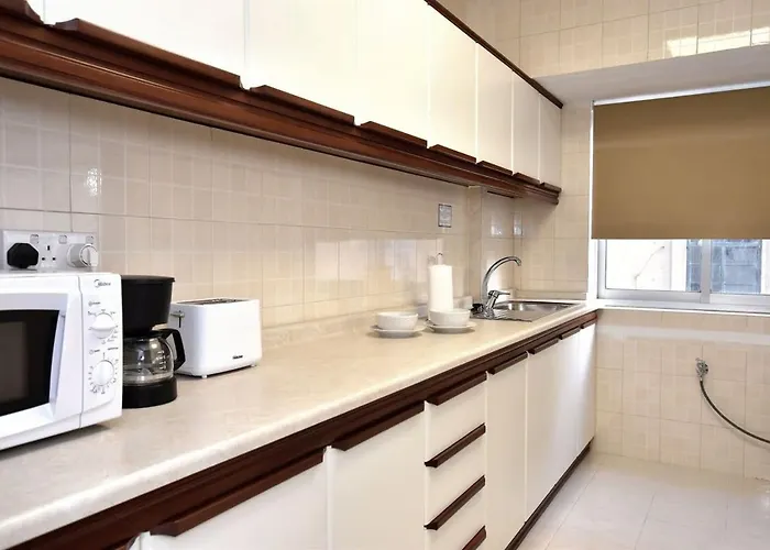 דירה 2 Bedroom & Spacious With Sea Views