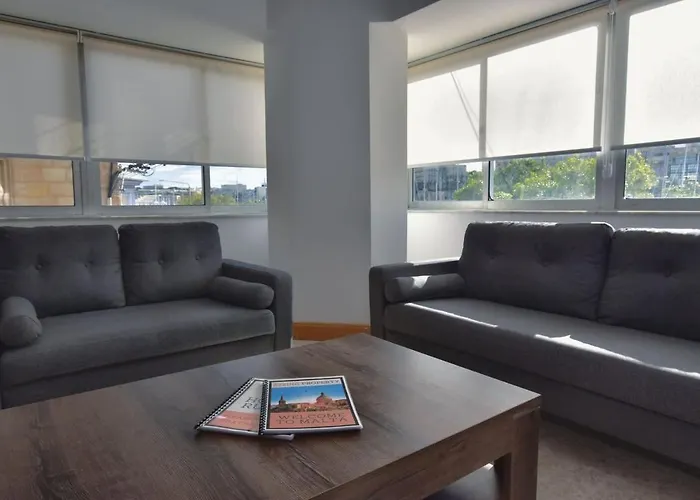 2 Bedroom & Spacious With Sea Views * מסידה