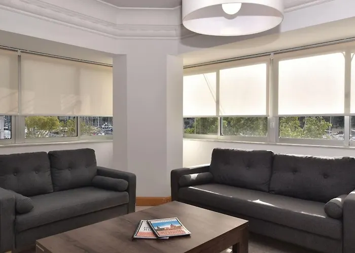 דירה 2 Bedroom & Spacious With Sea Views