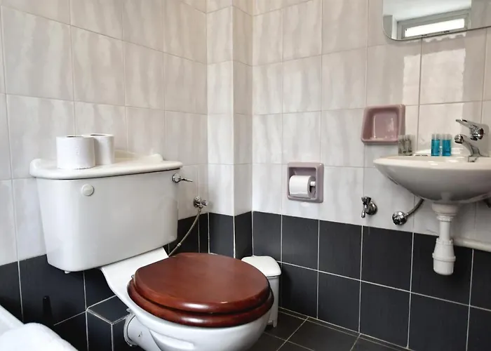 דירה 2 Bedroom & Spacious With Sea Views מסידה