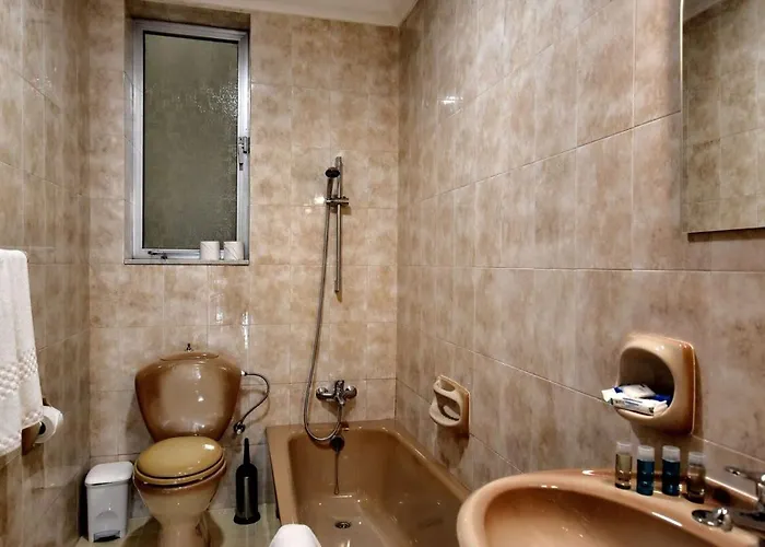 2 Bedroom & Spacious With Sea Views